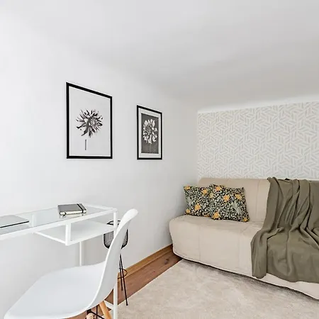 Anita's Apartment- Cosy In The Heart Of Budapest